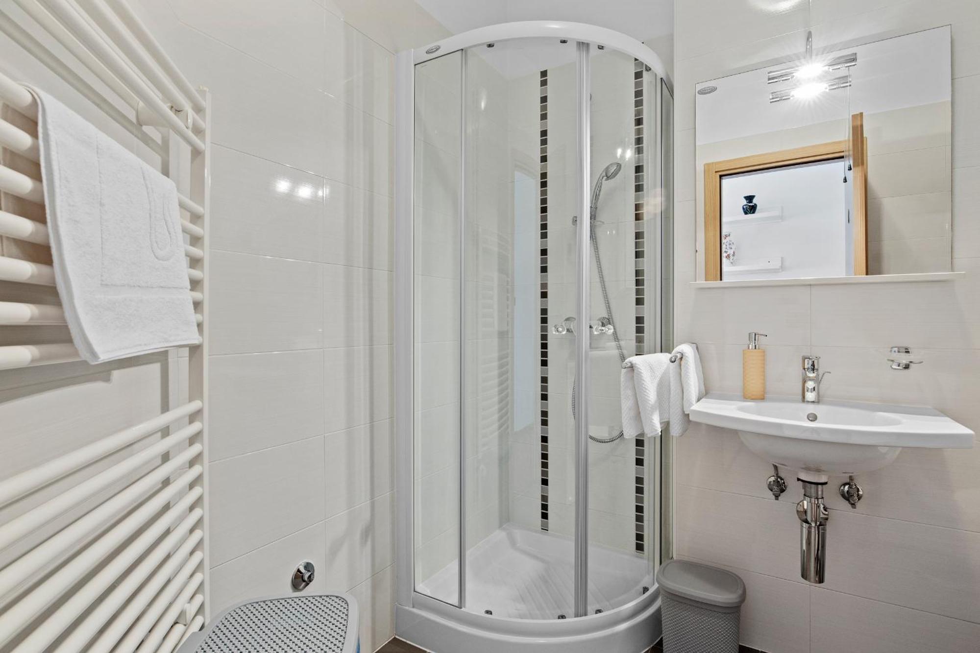 Feniks Fazana Apartman Bagian luar foto